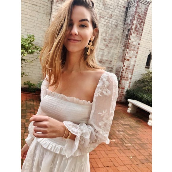 V. Chapman Magnolia White Lace Maxi Dress - 4 - Picture 5 of 13